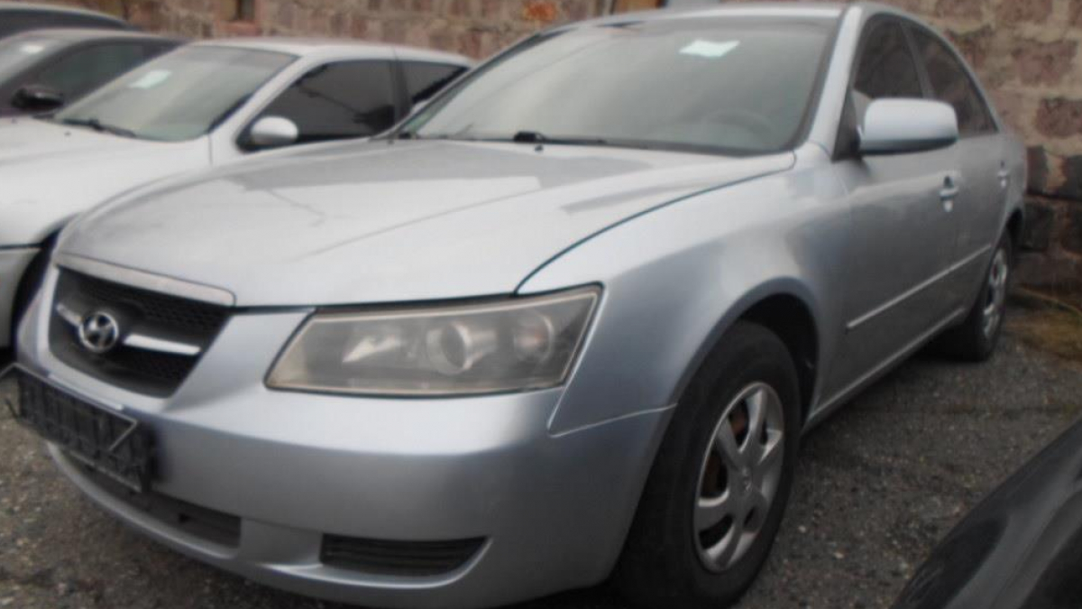 Վաճառվում է «HYUNDAI SONATA 2.4» մակնիշի ավտոմեքենա